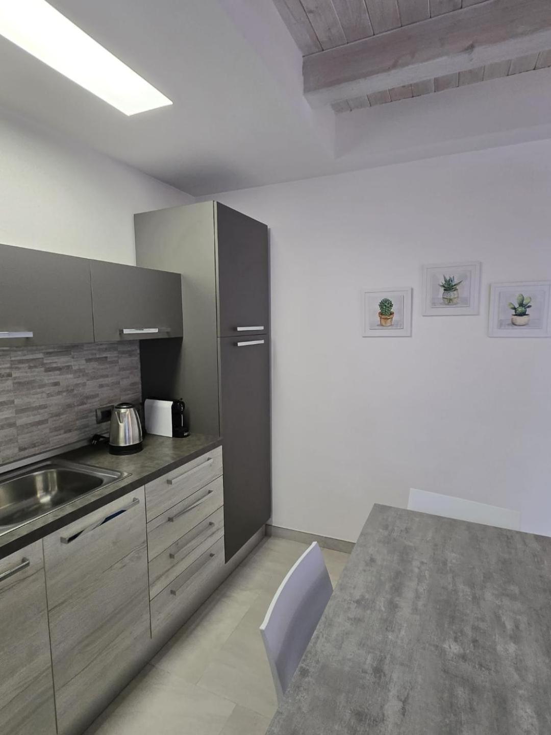 Carlo'S Home Катания Экстерьер фото