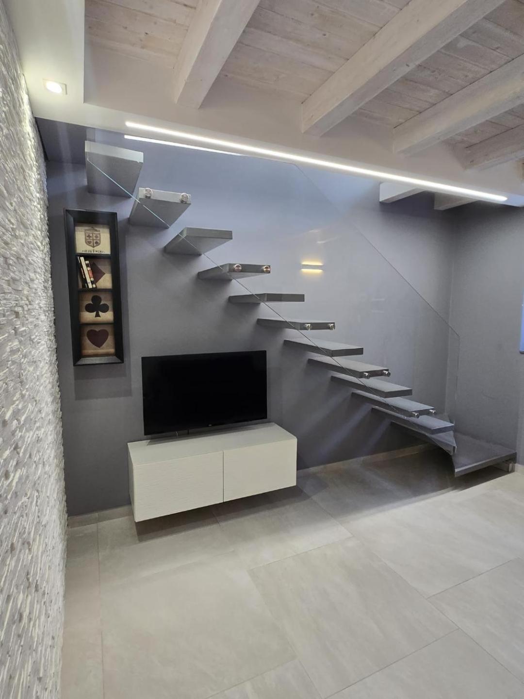 Carlo'S Home Катания Экстерьер фото