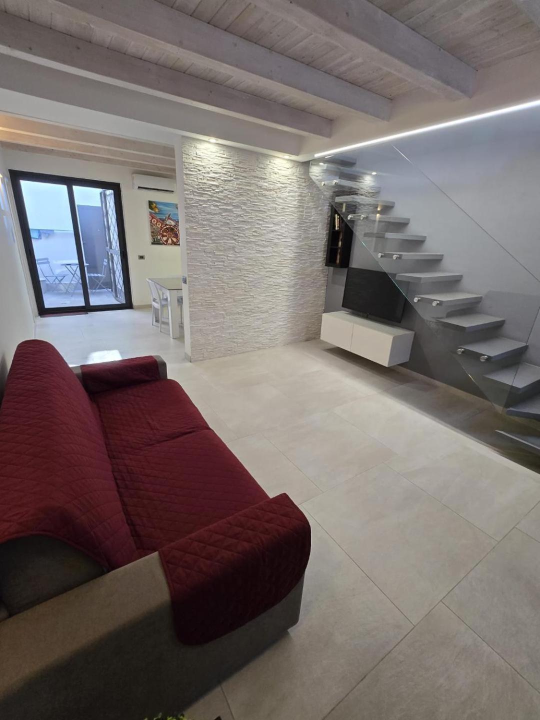Carlo'S Home Катания Экстерьер фото